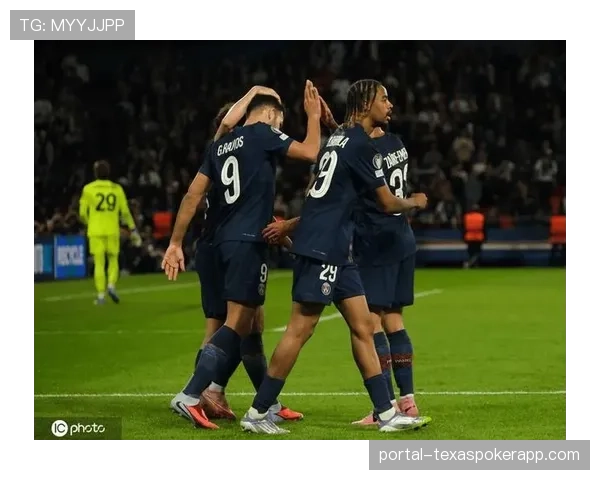 巴黎圣日耳曼连续三年闯入欧冠四强，卫冕冠军展现统治力